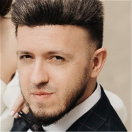Роман 