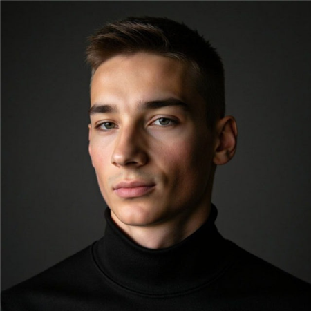 Максим Александрович